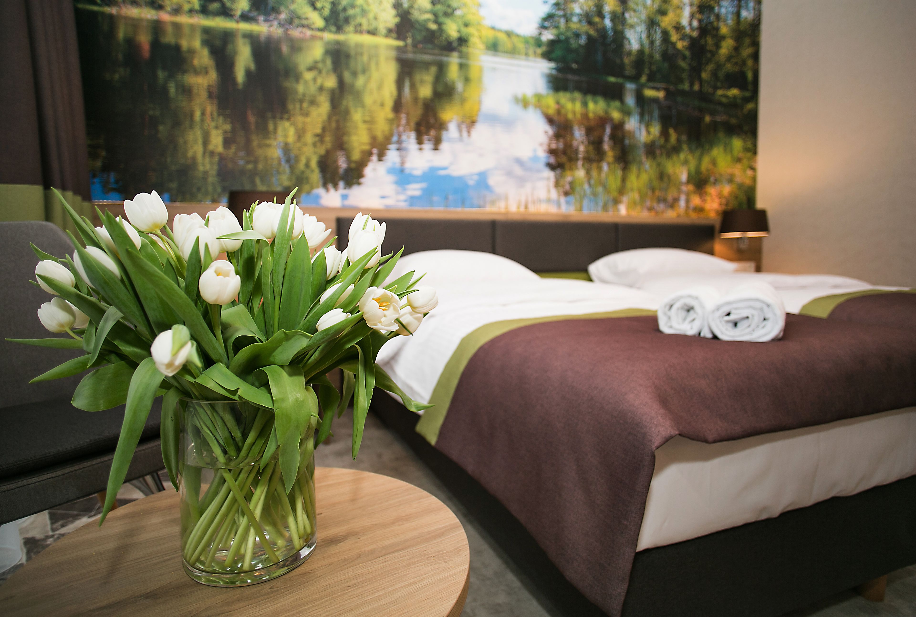 comfort twin room, 1 bedroom | in-room safe, desk, iron/ironing board, free wifi