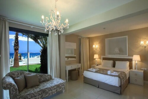 Grand Yazici Torba Beach Club