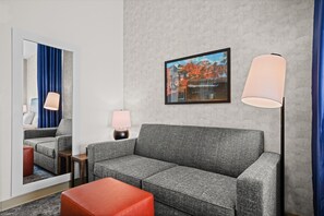 LCD TV - Home2 Suites by Hilton Pigeon Forge (Pigeon Forge)