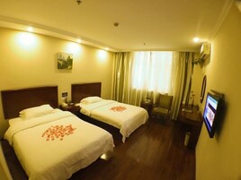 In-room safe, free WiFi