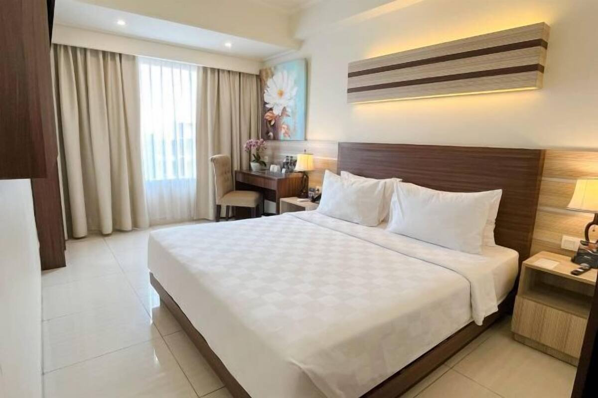 1 bedroom, minibar, in-room safe, desk