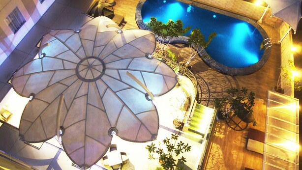 Outdoor pool - Sapphire Sky Hotel & Conference (Pagedangan)