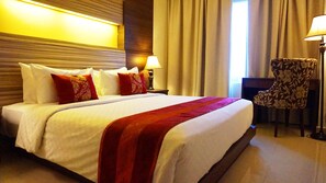 Suite Junior | 1 chambre, minibar, coffres-forts dans les chambres, bureau