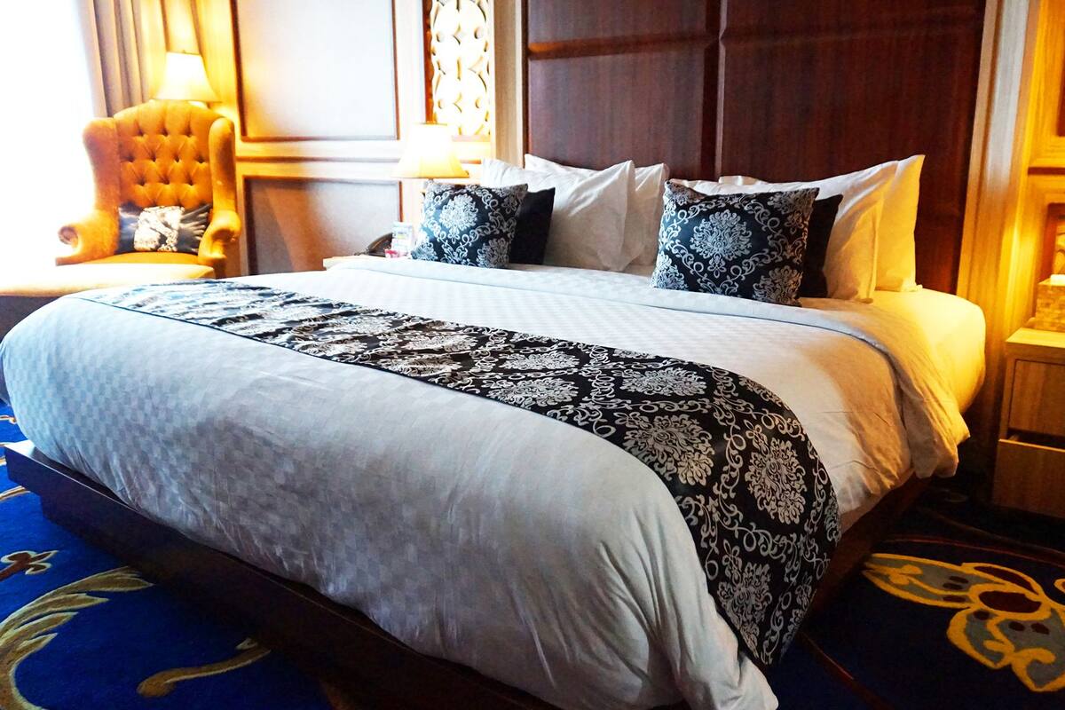 Suite | 1 bedroom, minibar, in-room safe, desk