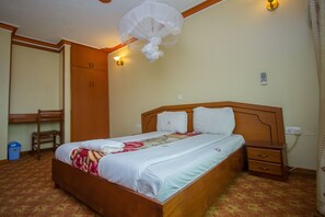 Executive Double Room | Desk, free WiFi - Jokas Hotel (Kampala)