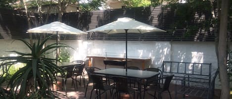 Family House, 5 Bedrooms | Terrace/patio