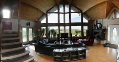 Coyote River Rustic Retreat