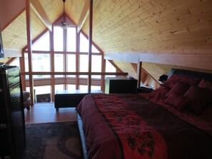 Chalet, 3 habitaciones, vista al río, junto a la alberca | Ropa de cama de alta calidad y tabla de planchar con plancha 