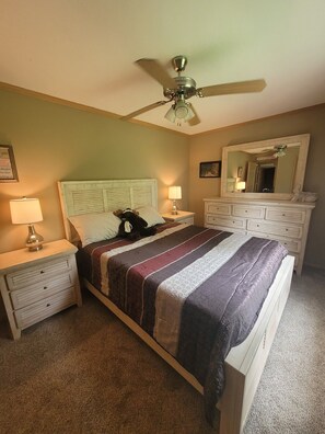 4 bedrooms, free WiFi, bed sheets