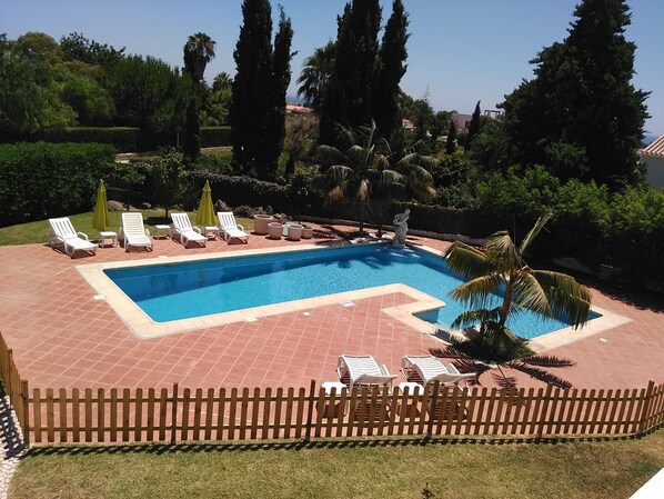 Utomhuspool