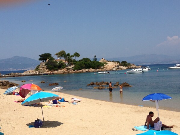 Playa en los alrededores 