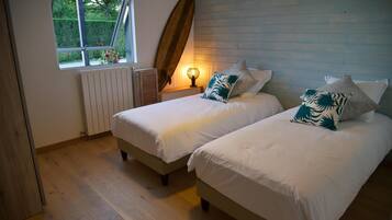 5 camere, insonorizzazione, culla da viaggio, accesso a Internet