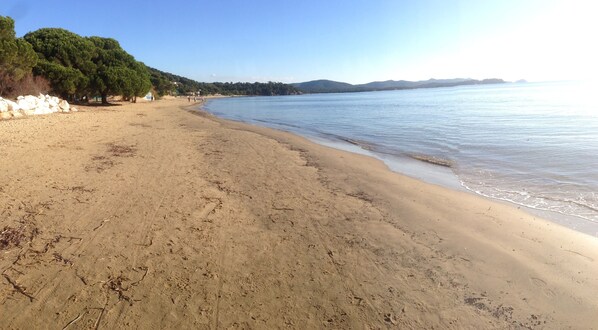 Beach nearby - Beautiful luxury apartment with garden 250m from the beach, ideal for families (La Londe-Les-Maures)