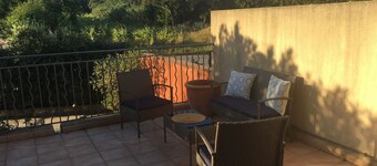 Schöne Luxuswohnung mit Garten 250m vom Strand entfernt, ideal für Familien