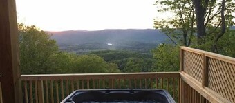 Overlook Mountain Cabin