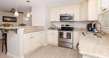 Azalea Cottage - Ocean Springs erinomaisella paikalla! 3 korttelin päässä rannalta ja keskustasta!