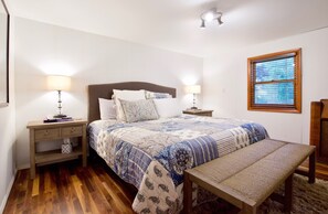 4 chambres, fer et planche à repasser, Wi-Fi gratuit, draps fournis