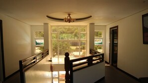 Hallway - Bill Tourist Inn (El Nido)