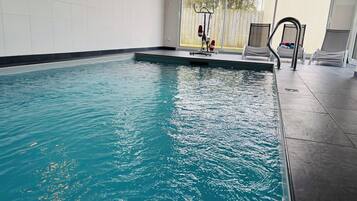 室內泳池、暖水池