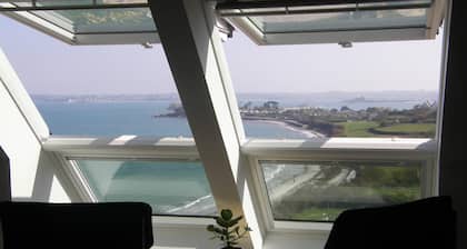 VUE MER EXCEPTIONNELLE- confort et calme -Meublé de tourisme 4 étoiles