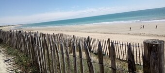 For rent in La Rochelle Cozy renovated single storey house.