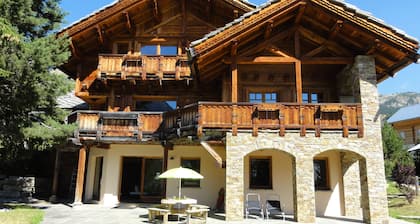 Charming chalet with view