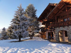 Exterior - Charming chalet with view (Montgenèvre)