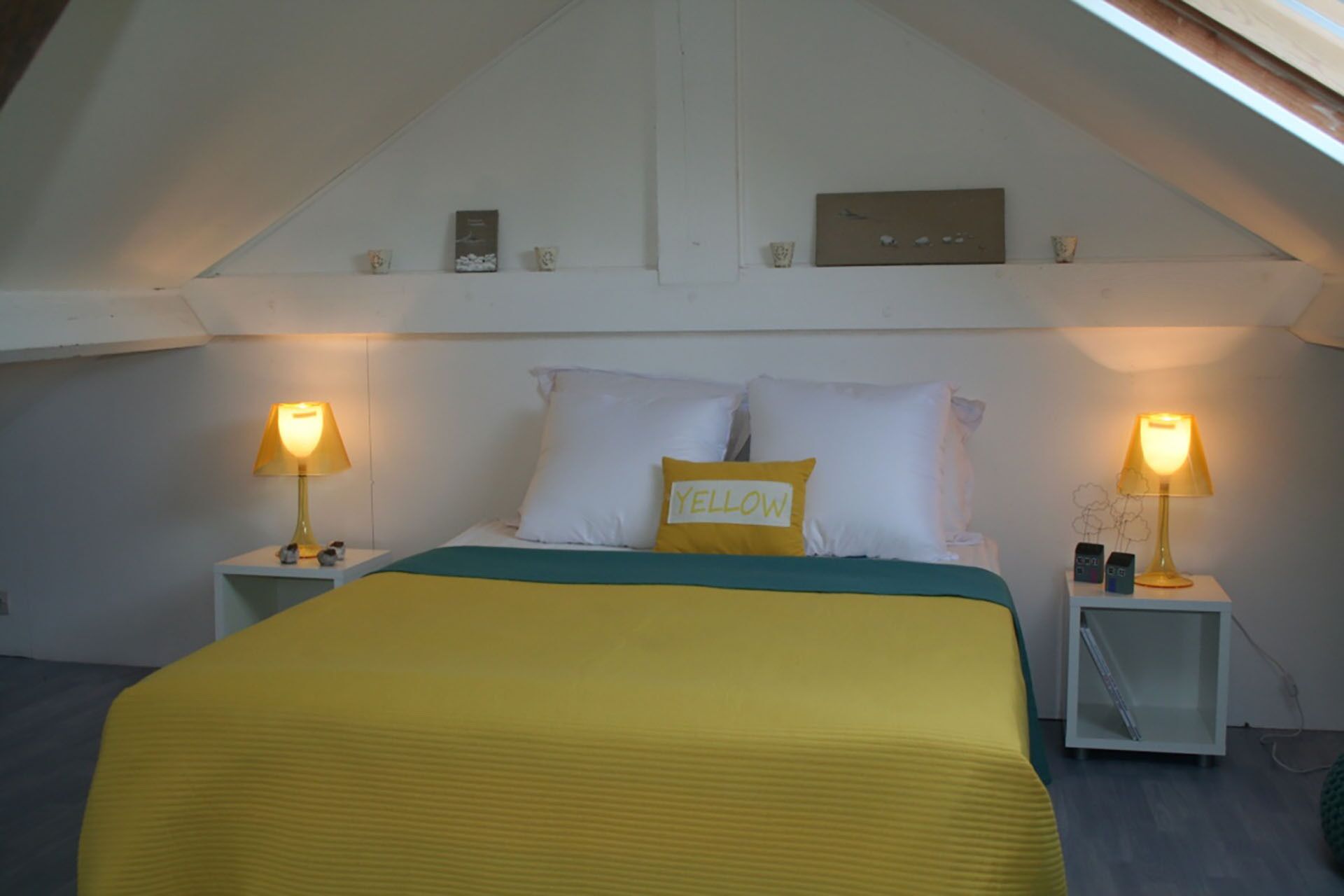 2 多间卧室、熨斗/熨衣板、床单