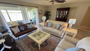 Smart TV, books, video library, stereo - 4 BEDROOM HOUSE JUST A WALK TO THE BEACH! (Indian Harbour Beach)