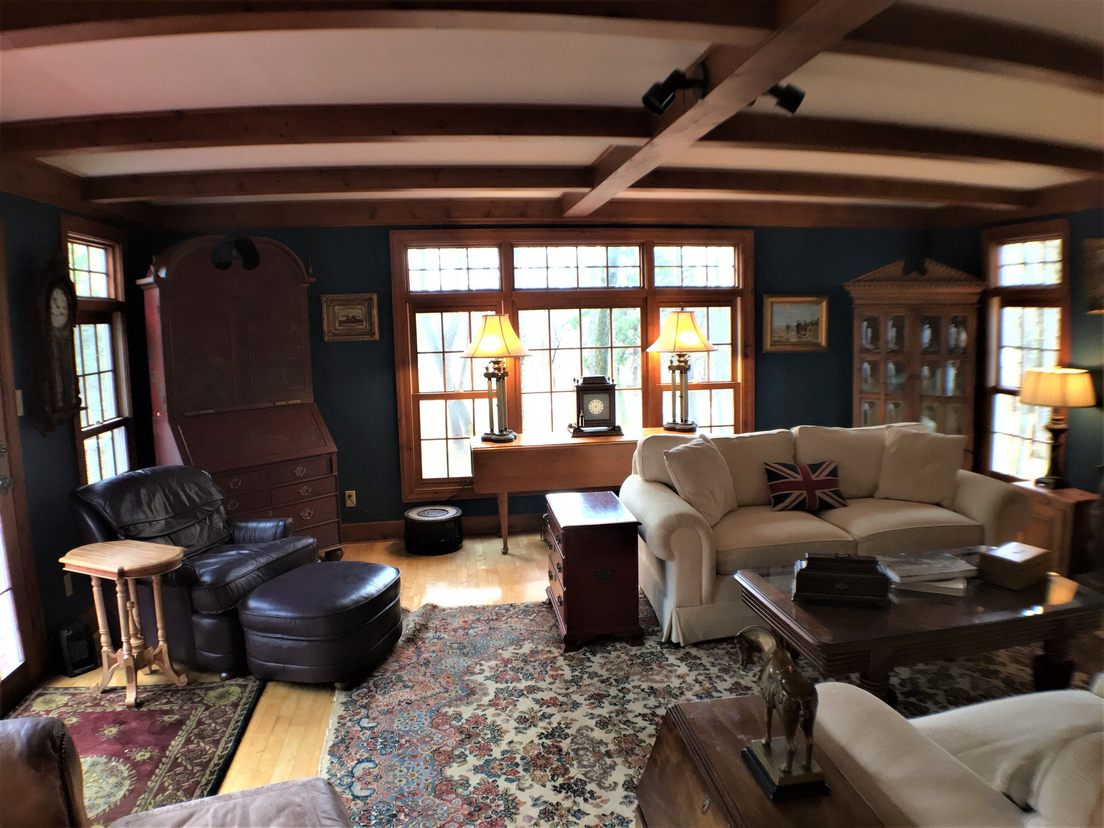 The Manor House Country Home And Retreat - Peoria, IL