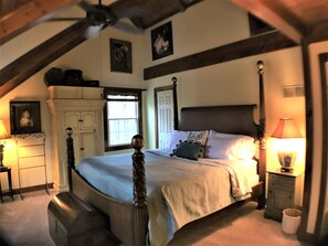 6 bedrooms, iron/ironing board, free WiFi, bed sheets
