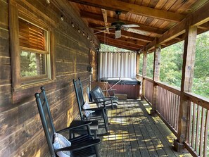Property grounds - Best Location In Town! This Place Will Beat Your Expectations! (Pigeon Forge)
