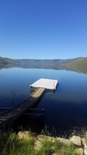 Unclassified image, 5 of 21, button