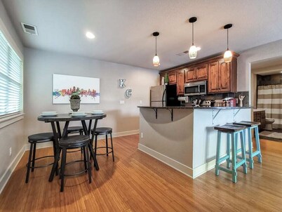 Amazing Locale 2KingBR/1BTH
