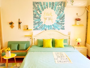 Comfort Condo, 1 Bedroom, Kitchen | Desk, blackout curtains, soundproofing, free WiFi
