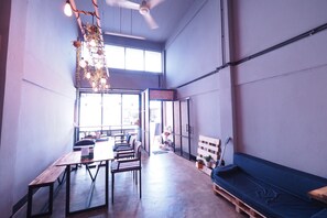 Lobby sitting area - Asleep Hostel (Kanchanaburi)