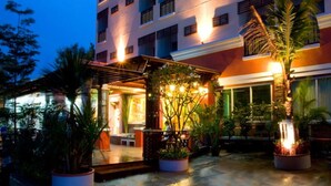Exterior - Thai Garden Resort (Bangkok)