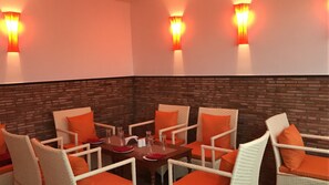Bar (on property) - Hotel Villa Krish (Puducherry)
