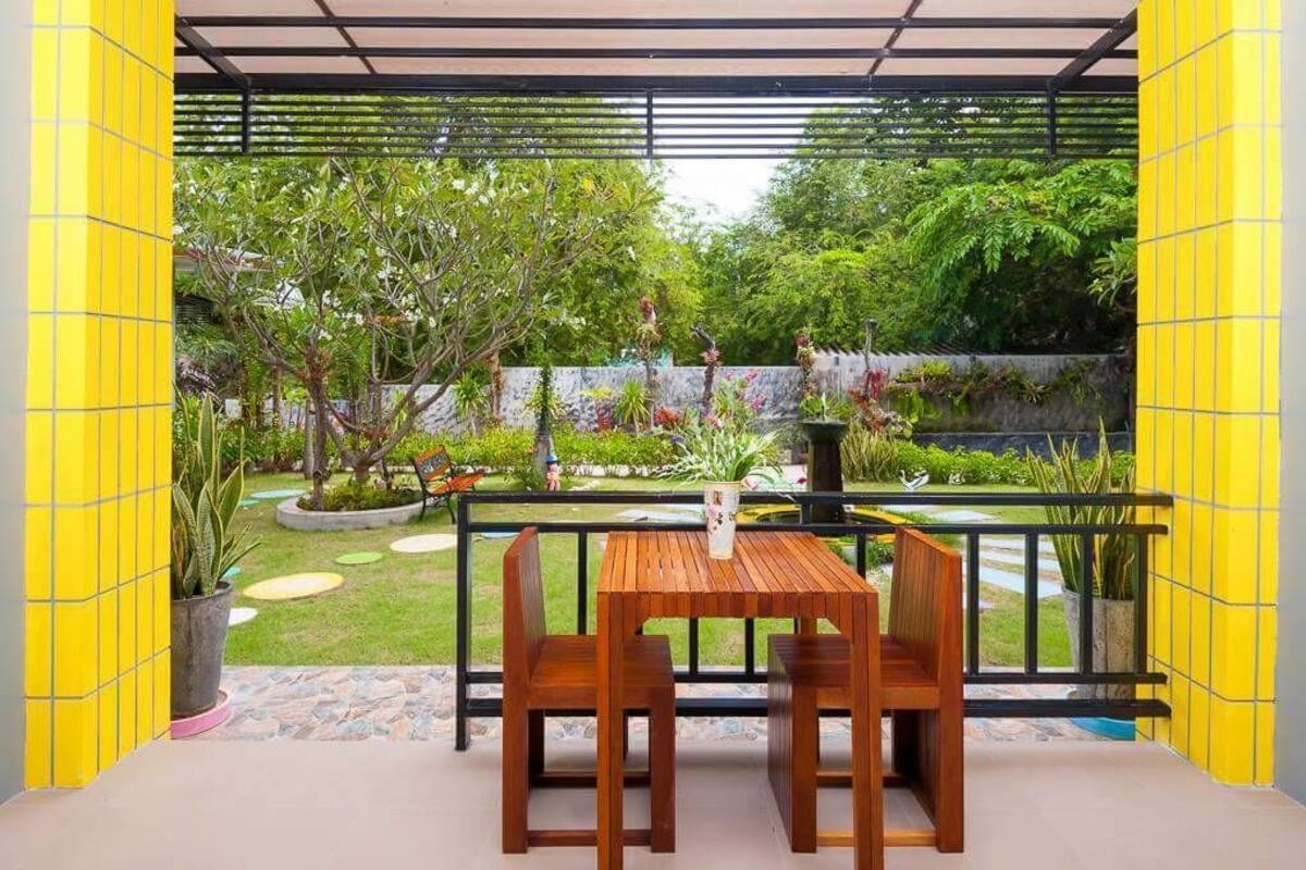 Superior Room with Garden View | Ban công