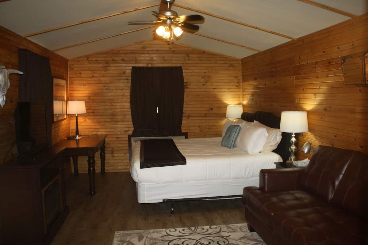 Standard Suite, 1 King Bed with Sofa bed, Non Smoking, Refrigerator & Microwave | Free WiFi
