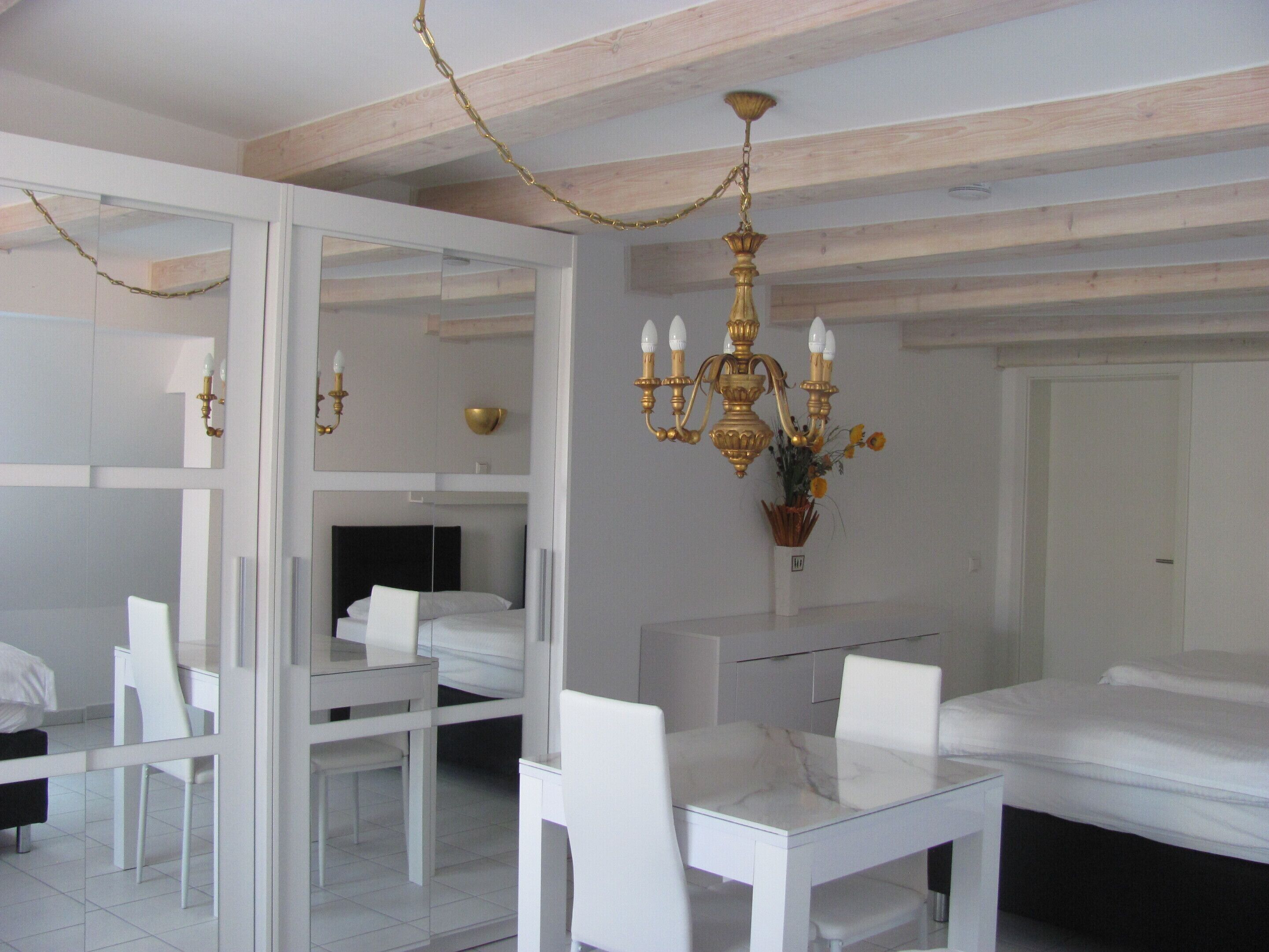 都會公寓, 私人浴室, 城市景觀 (11) | 衣櫃