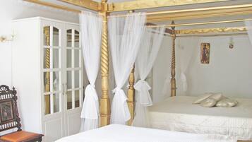 Superior Apartment, Private Bathroom ( 6) | Hypo-allergenic bedding, free WiFi, bed sheets