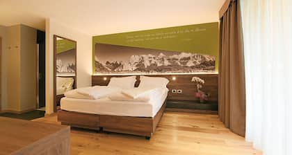 Dolomeet Boutique Hotel