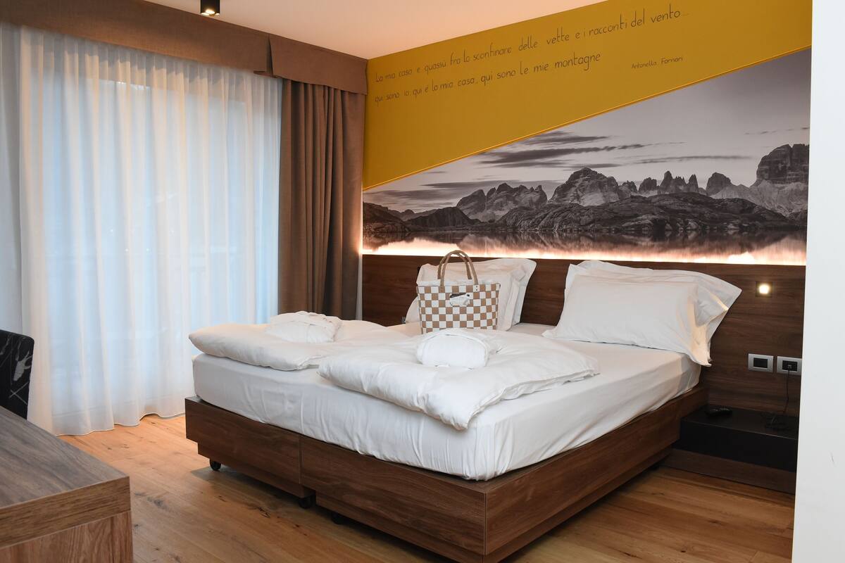 尊爵套房 | 義大利 Frette 床單、高級寢具、羽絨被、Select Comfort 床墊