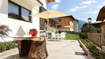 Frühstück, Mittagessen, Abendessen, regionale Küche