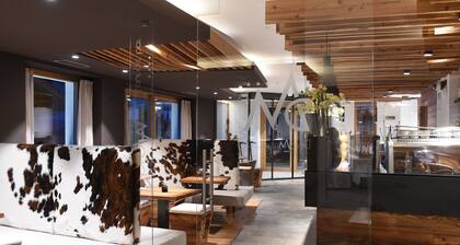 Dolomeet Boutique Hotel