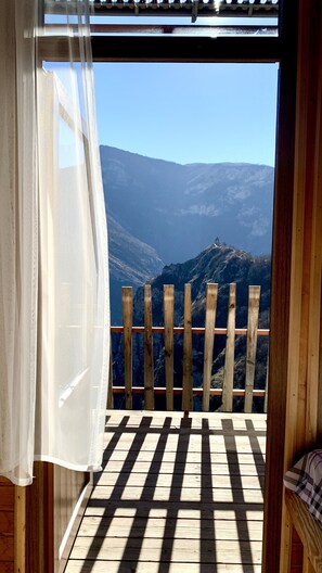 Superior Quadruple Room | Free WiFi, bed sheets