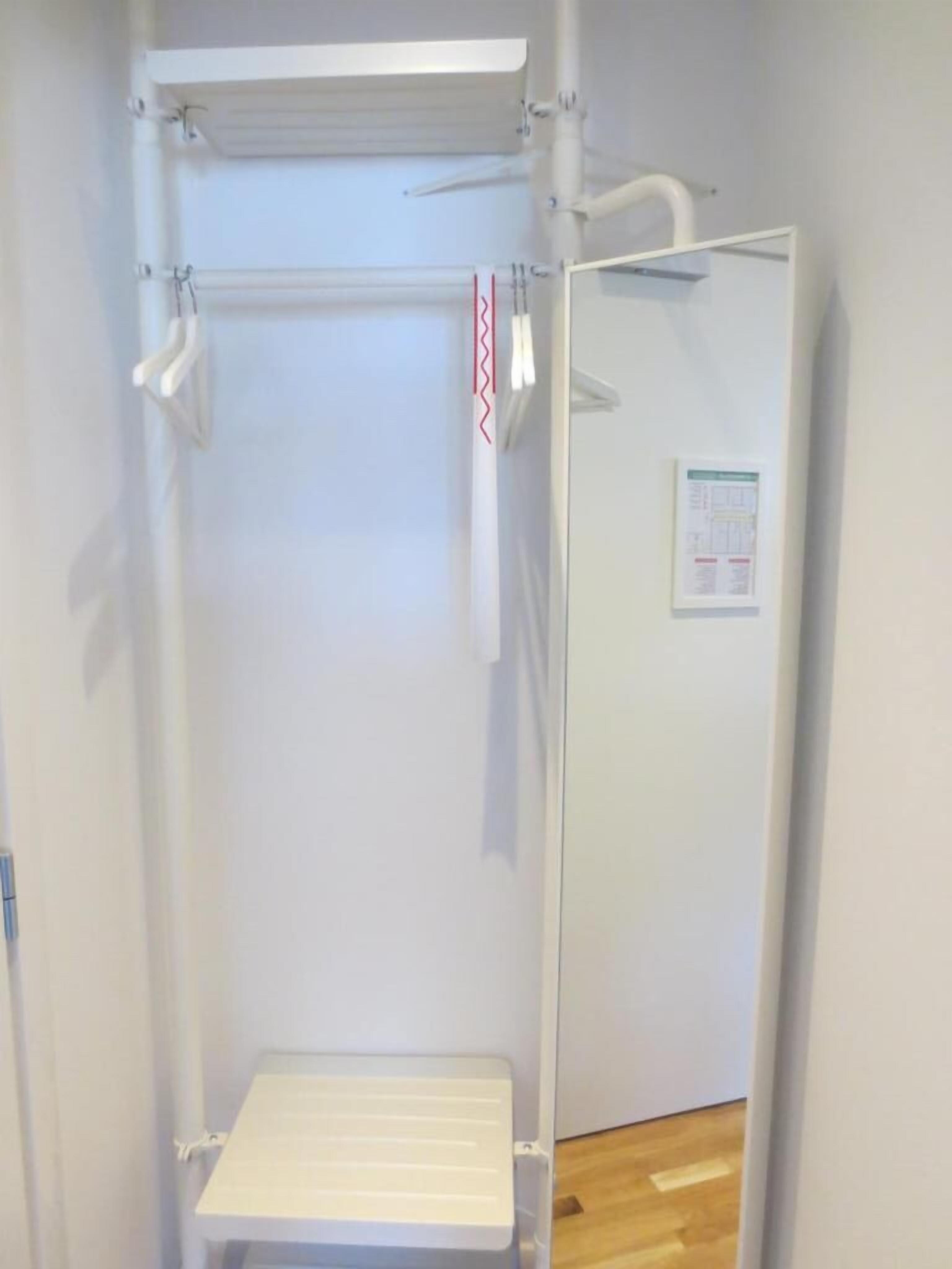 premium bedding, pillow-top beds, desk, laptop workspace