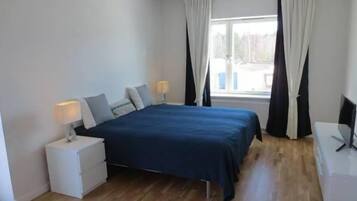 Kamar Double Deluks, 2 Tempat Tidur Twin | Seprai premium, bantalan ekstra lembut, dan meja kerja