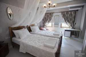 Standard Twin Room, 2 Twin Beds | View from room